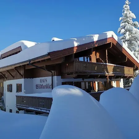Haus Wildkarblick Family
