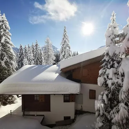 Haus Wildkarblick Family *